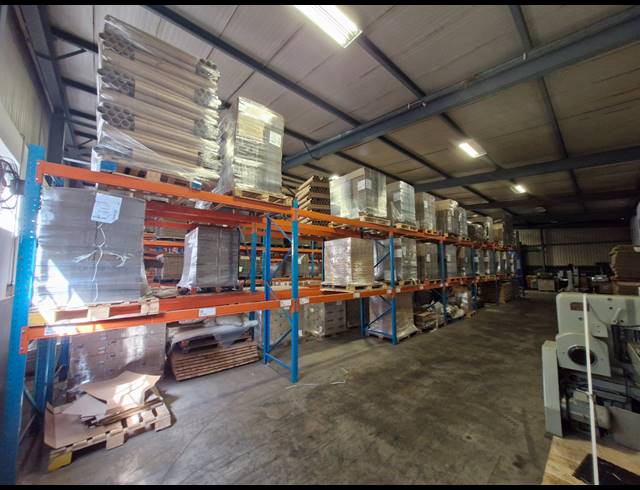 1,200M² FACTORY TO LET IN JET PARK